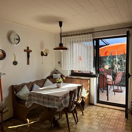 Spacious 3br House With 2 Parking Spaces & Garden Casa de Férias Nuremberga