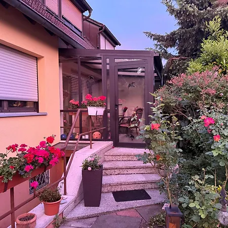 Casa de Férias Spacious 3br House With 2 Parking Spaces & Garden *