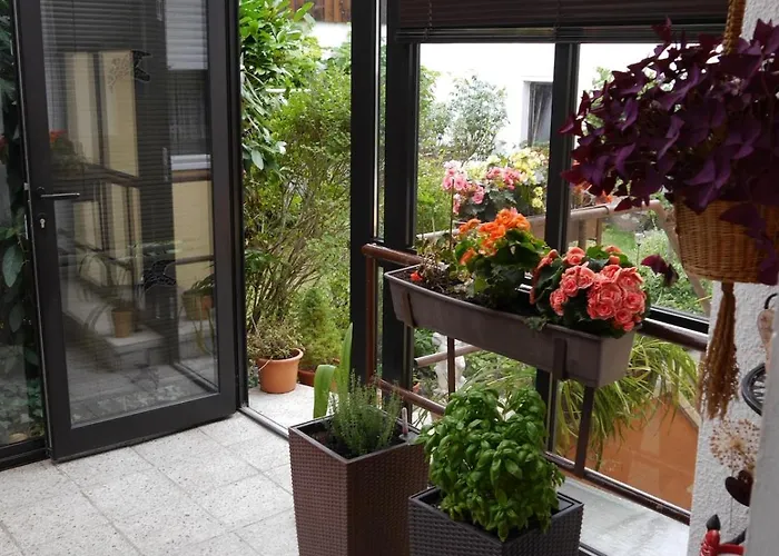 Holiday home Charming, Bright Family With Conservatory *